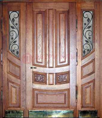 Парадная дверь со стеклом и ковкой ДПР-35 для загородного дома во Владимире