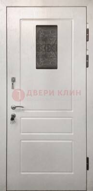 Белая железная дверь со стеклом и ковкой ДС-42 во Владимире