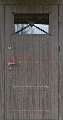 Уличная дверь со стеклом и ковкой вверху ДСК-190 во Владимире
