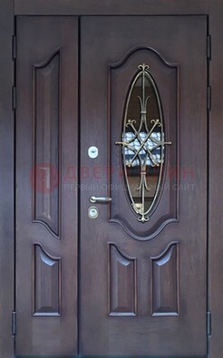Темная металлическая дверь Винорит со стеклом и ковкой ДСК-239 во Владимире