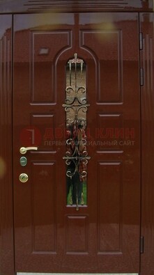 Красивая металлическая дверь со стеклом и ковкой ДСК-33 во Владимире