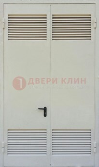 Белая металлическая противопожарная дверь с вентиляционной решеткой ДТ-6 во Владимире
