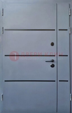 Серая металлическая тамбурная дверь с молдингами ДТМ-42 во Владимире