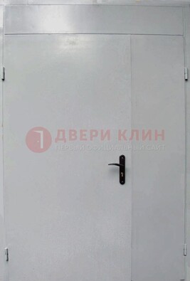 Белая металлическая тамбурная дверь ДТМ-5 во Владимире