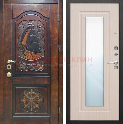 Темная дверь с резьбой и зеркалом внутри ДЗ-49 во Владимире